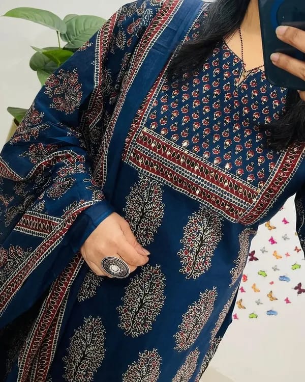 Beautiful Flower Print Kurti With Pant And Dupatta Set