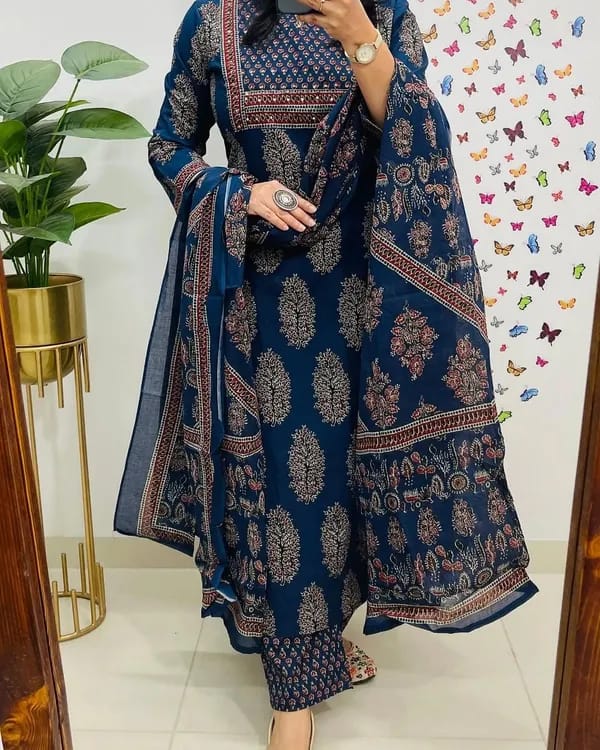 Beautiful Flower Print Kurti With Pant And Dupatta Set